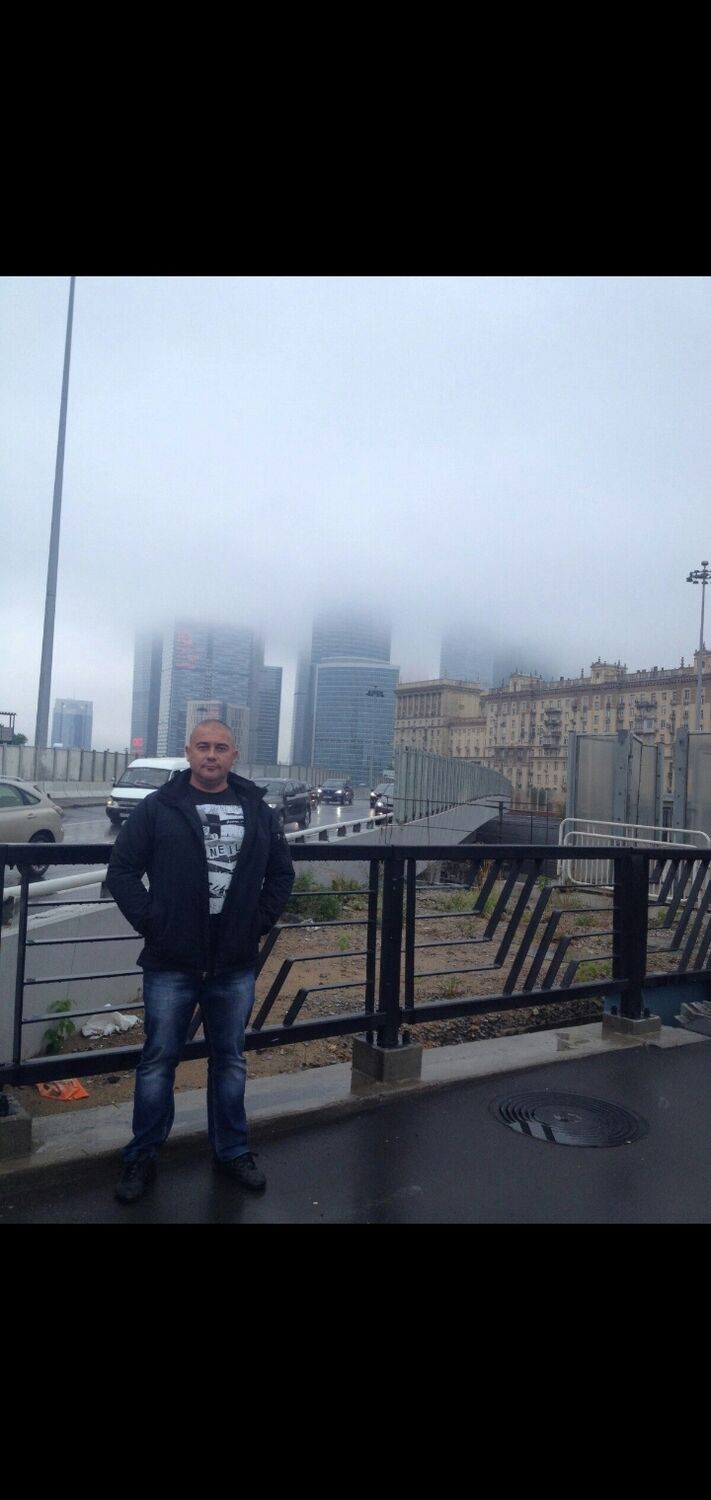  36599858  Vadim, 49 ,     