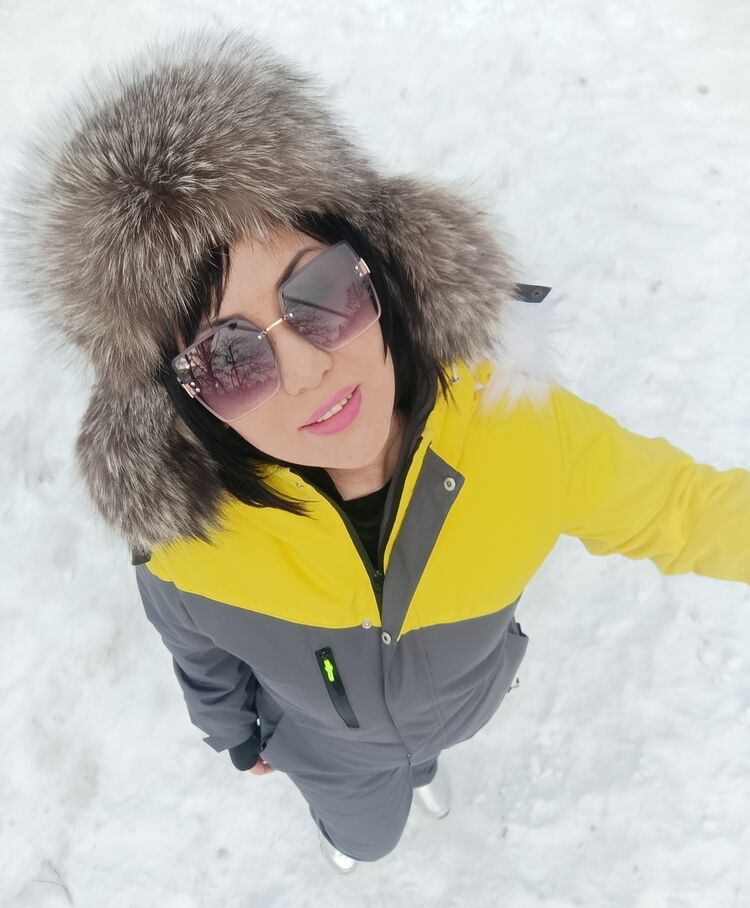  53864618  Lina, 42 ,    