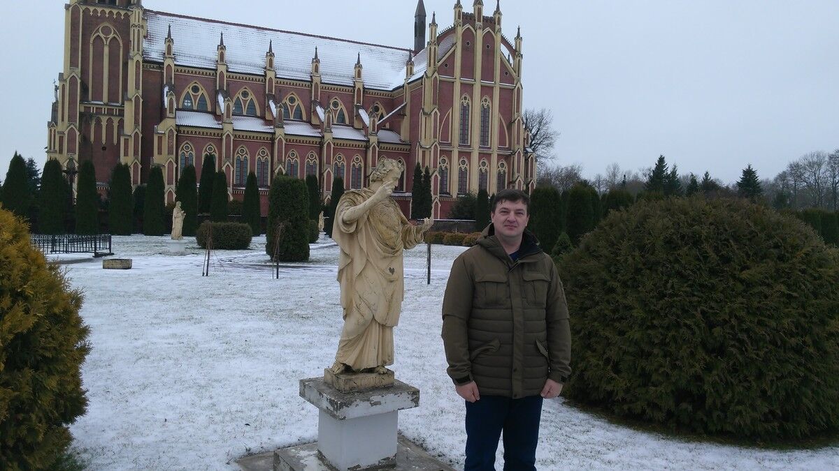  ,   Aleks, 47 ,   ,   , c 