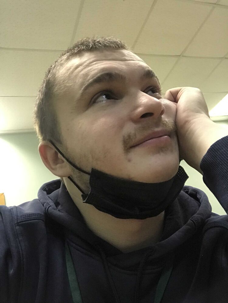  32013578  , 23 ,    -