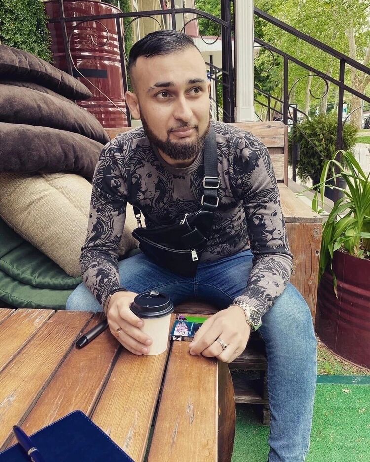 ���� 41686938 ������� �����, 33 ����, ���� ���������� � ����������