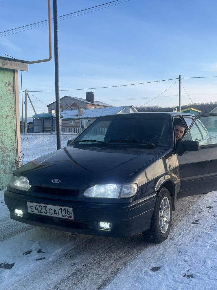 48243288  , 19 ,    