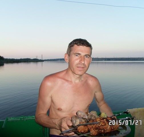  40027858  , 57 ,    