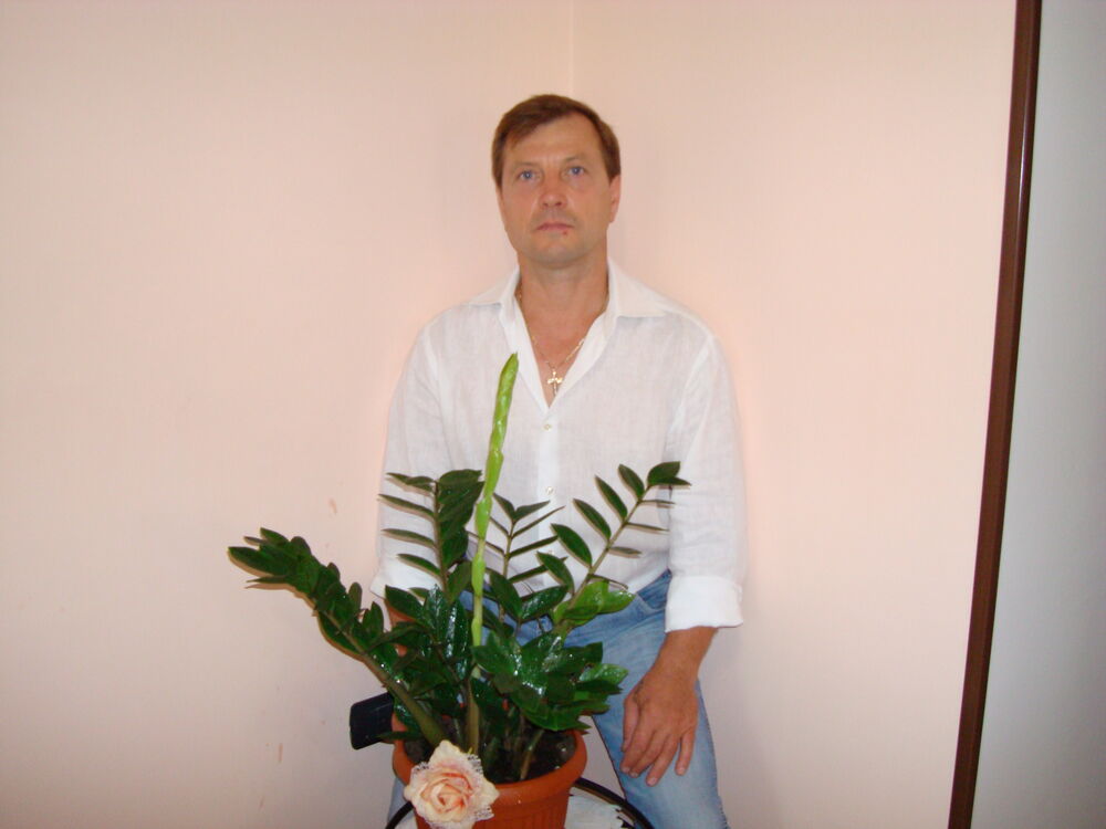  46214928  Yuriy, 51 ,    Melzo