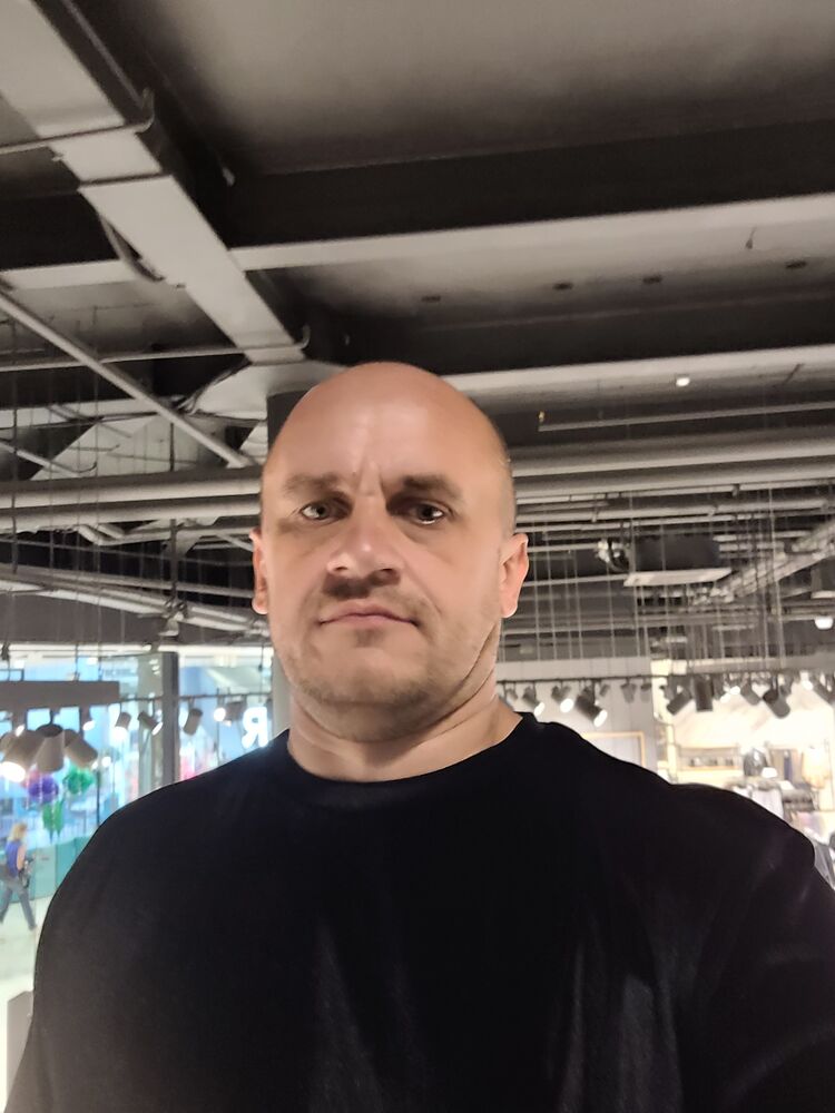  36171938  Sergei, 45 ,    