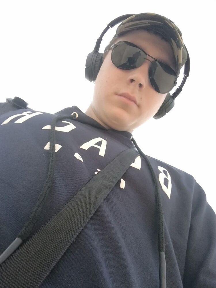  15973928  , 27 ,    