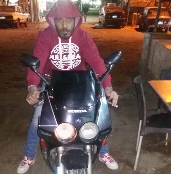  17055668  Mohamed, 36 ,    