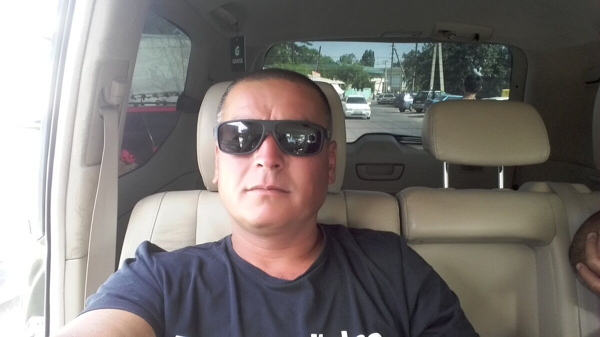  13016498  Temur, 48 ,    