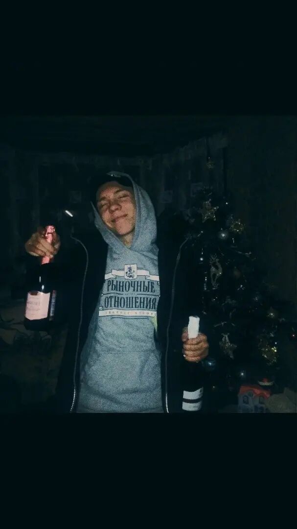  38364248  , 23 ,    -