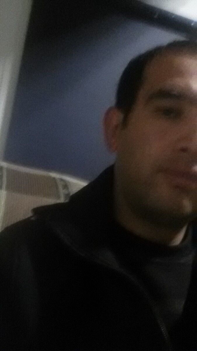 18036808  Farhod, 34 ,    