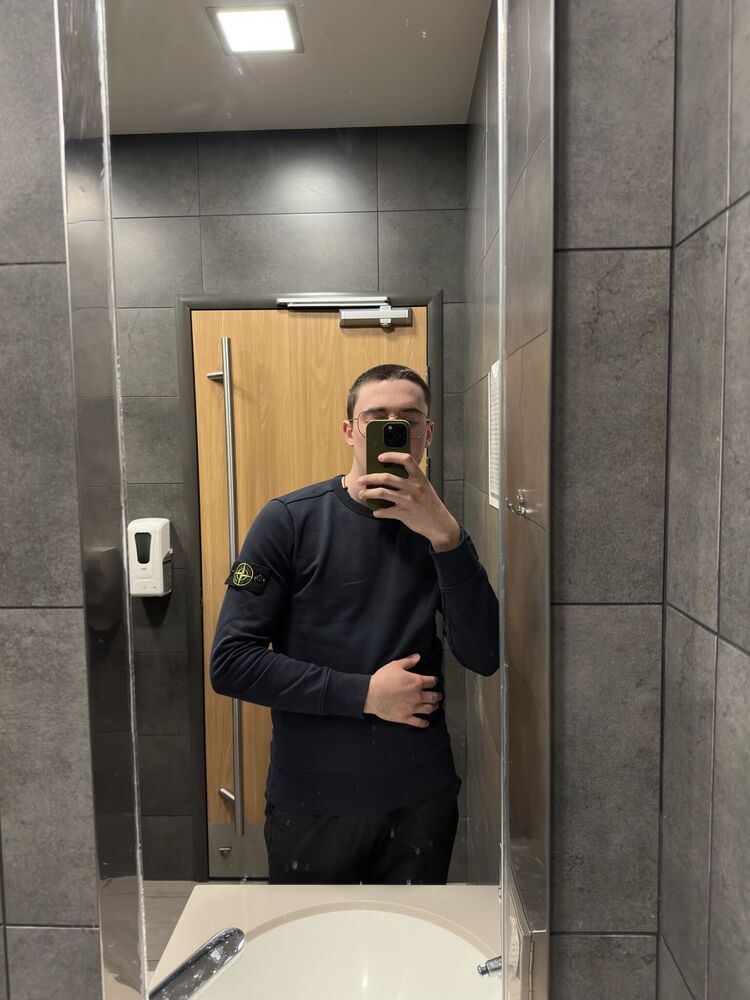  34025688  , 22 ,    