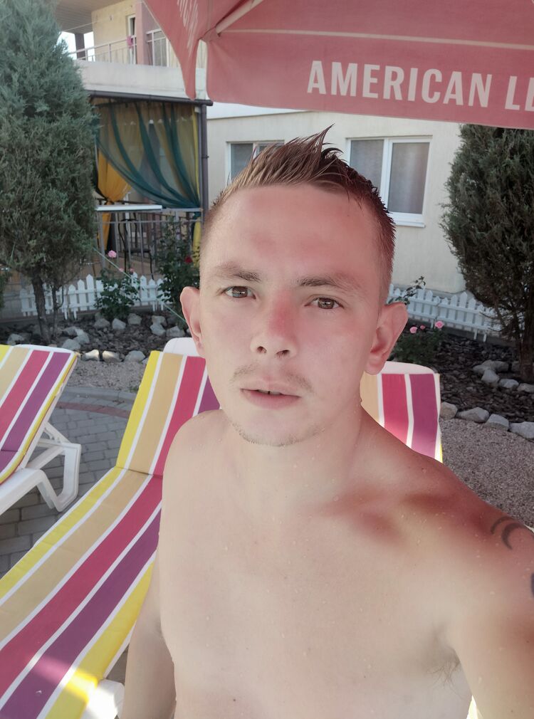  44519528  Vlad, 30 ,    