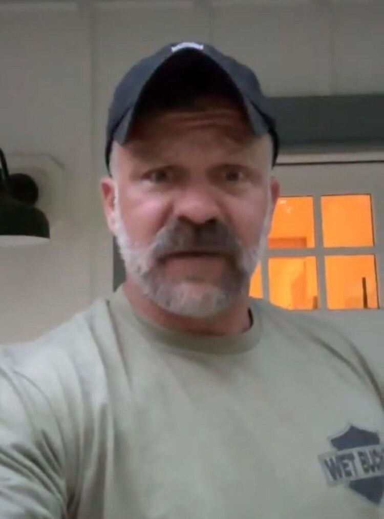  51553828  Owen Ben, 57 ,    