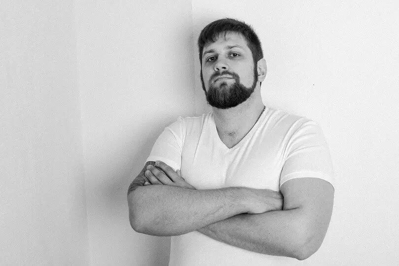  28555168  Andrey, 33 ,    