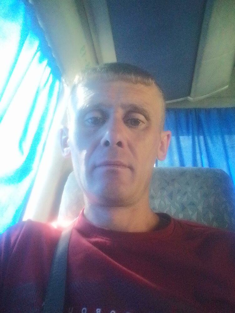  28907418  , 42 ,    