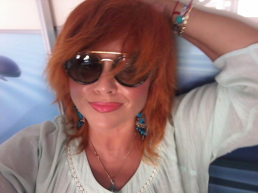  ,   EvaLahouari, 60 ,   ,   , c 