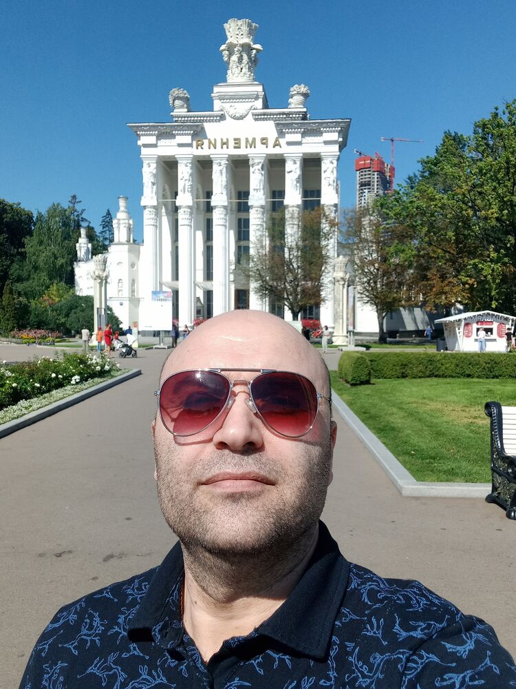  36976348  Arman, 45 ,    