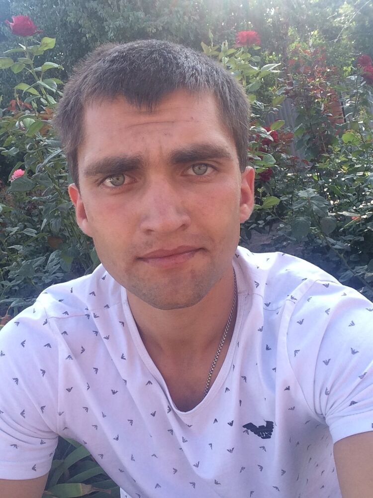  ,   Ivan, 27 ,   