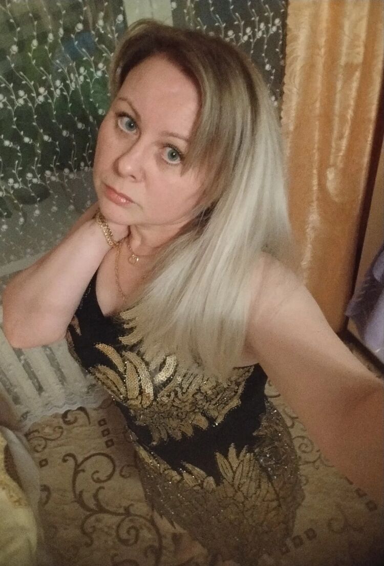  45210518  Svetlana, 47 ,     