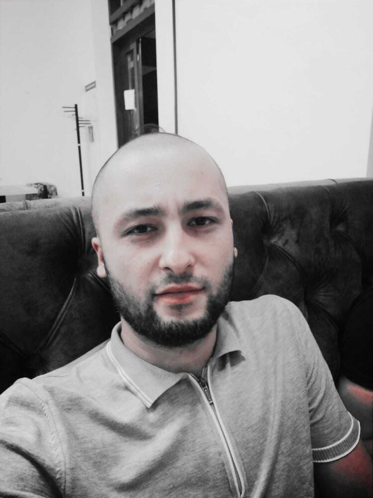  38230808  Azik, 28 ,    