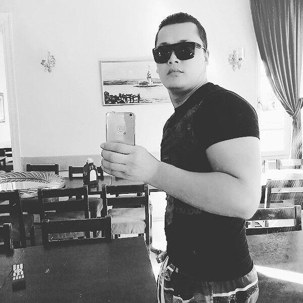  15539118  LuiS, 32 ,    