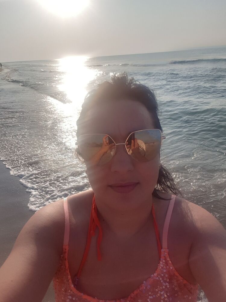  ,   Marisha, 40 ,   ,   , c 