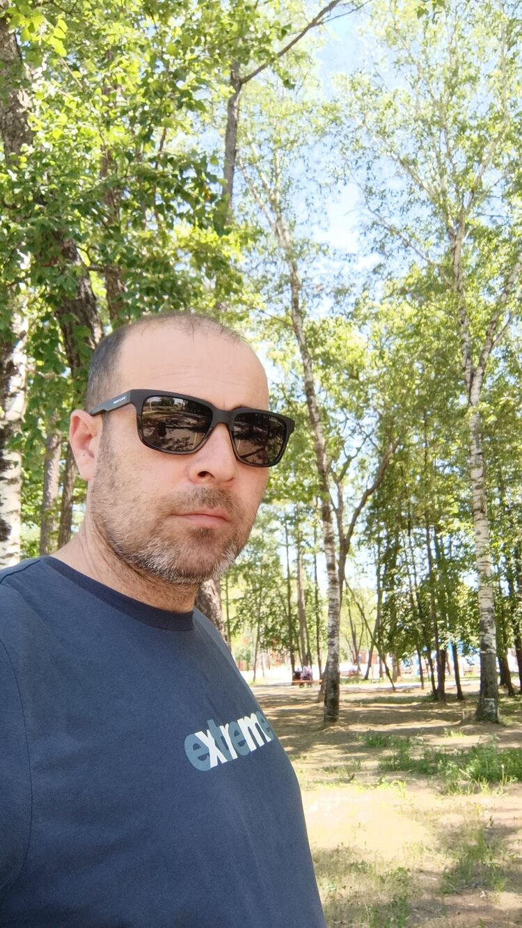  49383448  Nazim, 40 ,    