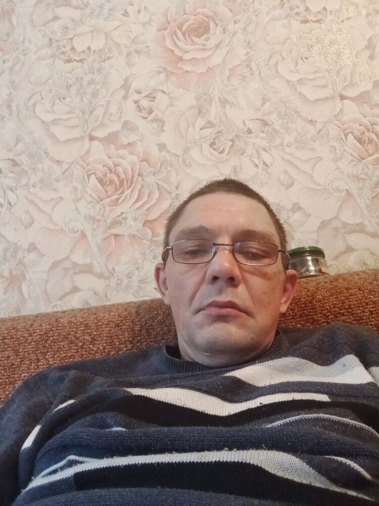  24080578  , 49 ,    
