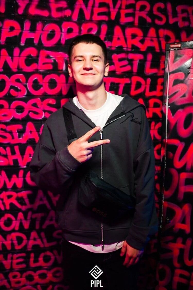 ���� 37819888 ����� ������, 23 ����, ���� ���������� � ������