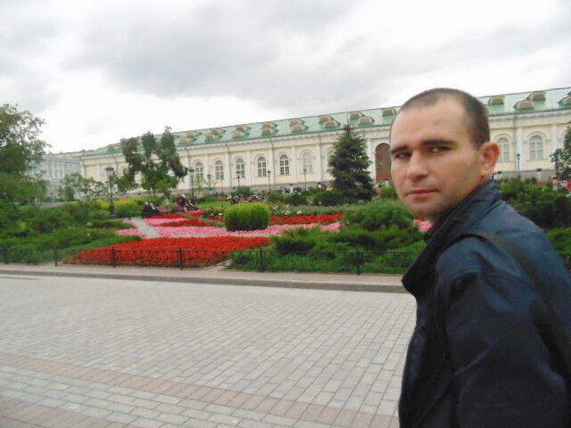  ,   Dan, 41 ,   