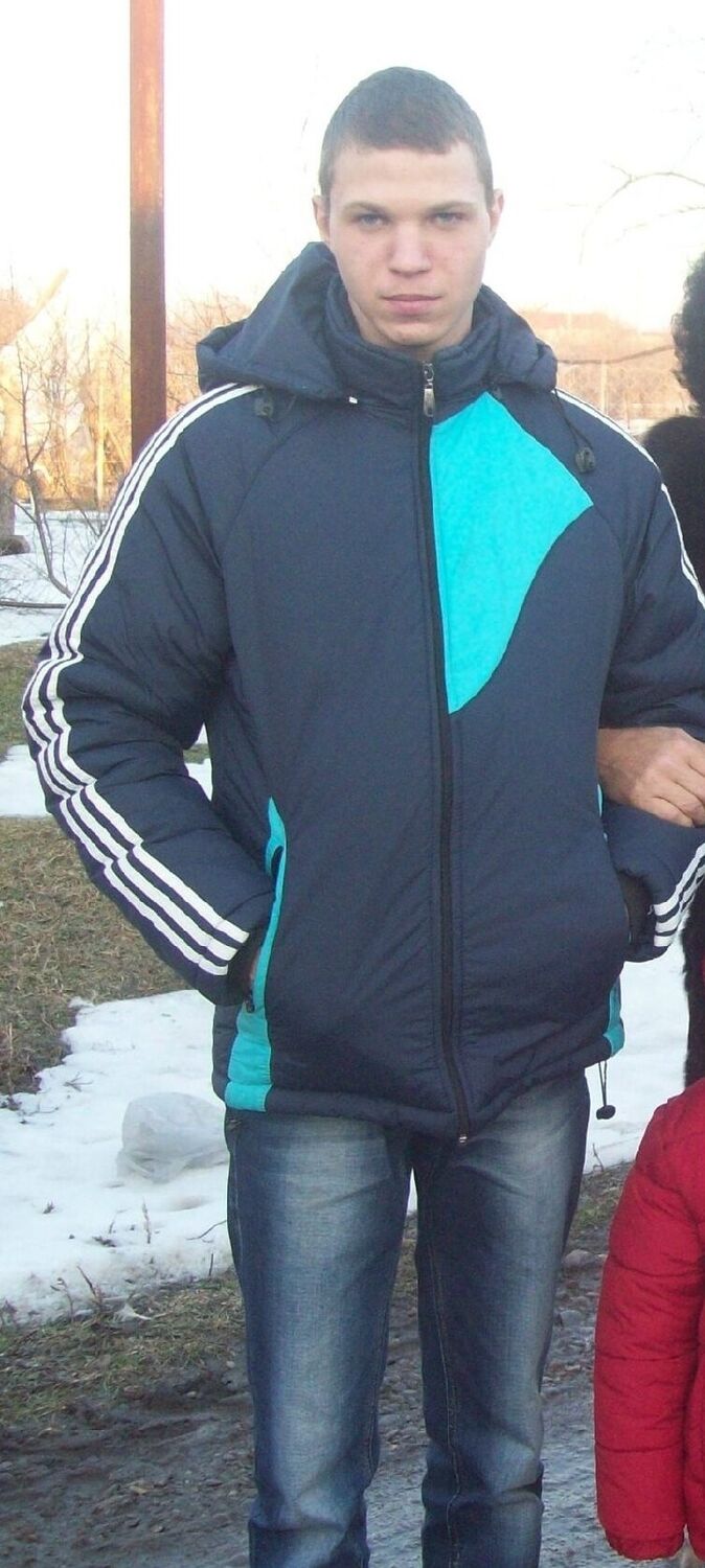  49185558  , 28 ,    