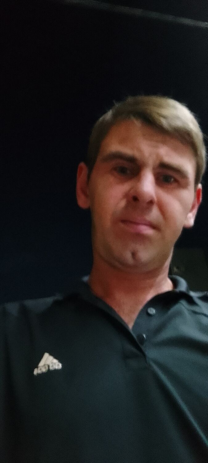  35090248  , 37 ,    