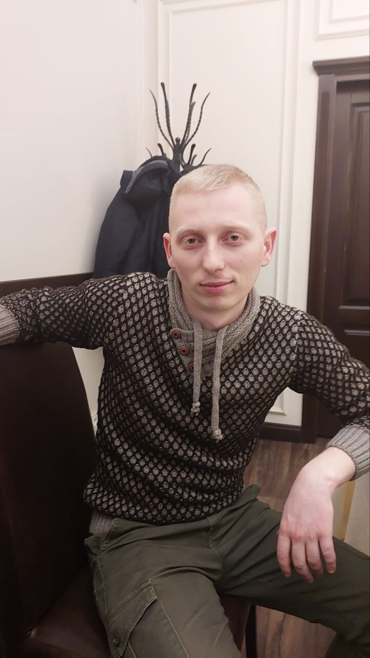  33094118  Andrey, 30 ,    