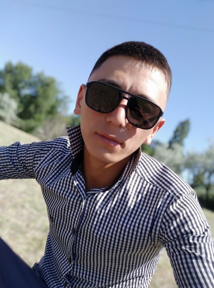  21565538  , 27 ,    