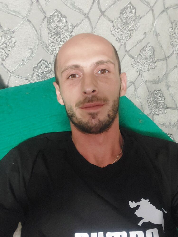  52752748  , 36 ,    