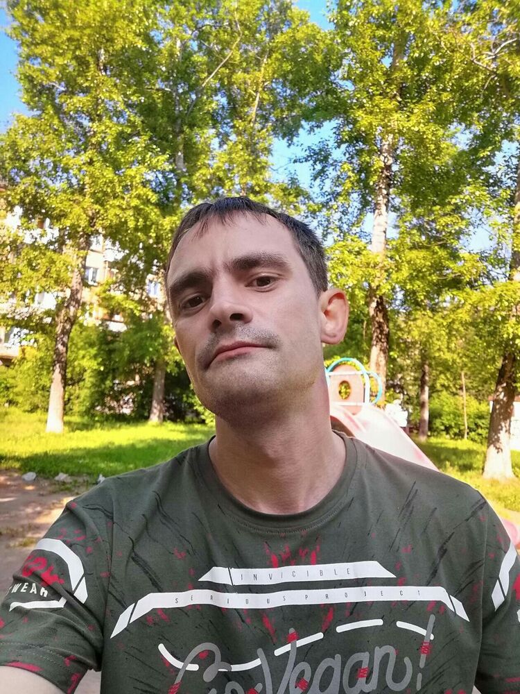  29761378  Stepa, 35 ,    