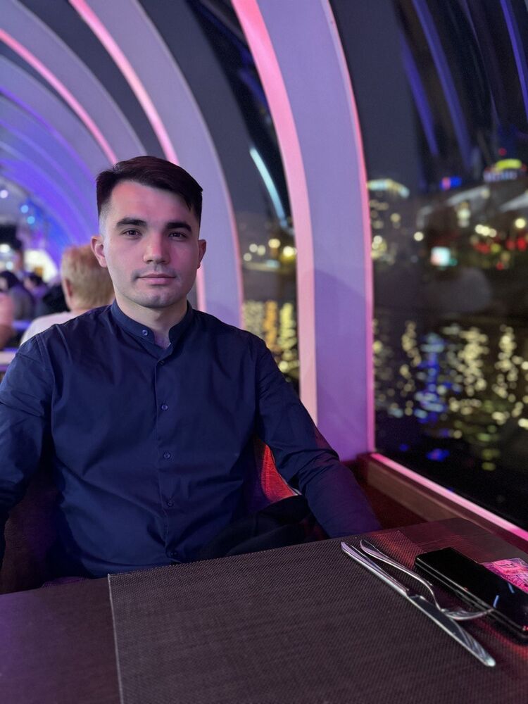  ,   Denis, 26 ,   ,   