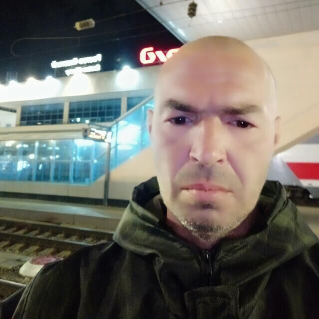  48880198  , 52 ,    