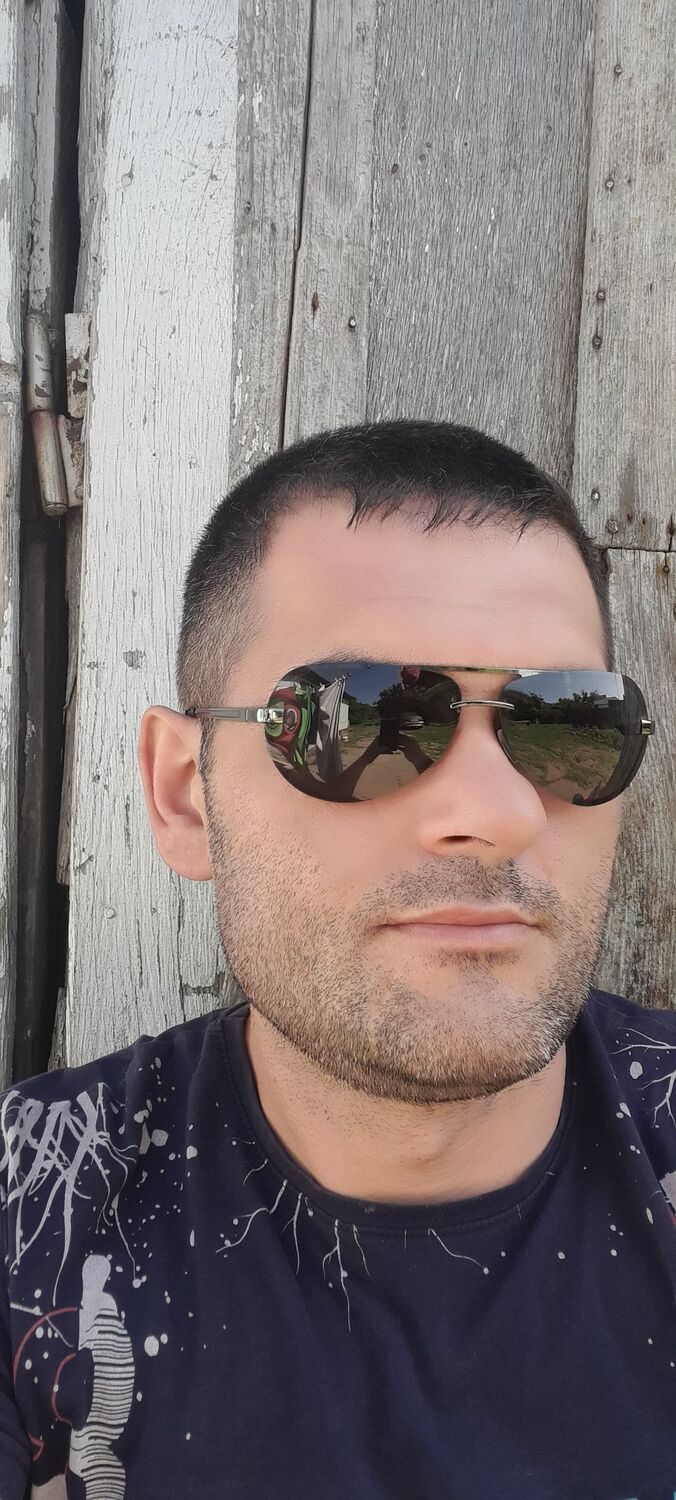   ,   Artak, 38 ,   ,   