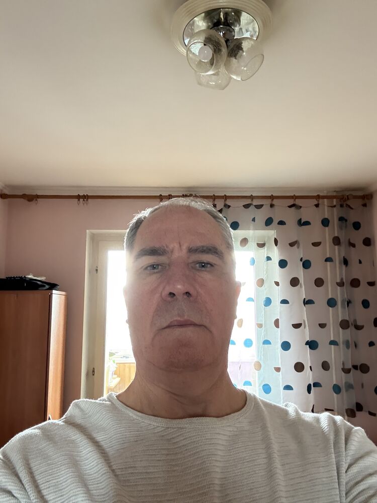  51594198  Oleg, 50 ,    