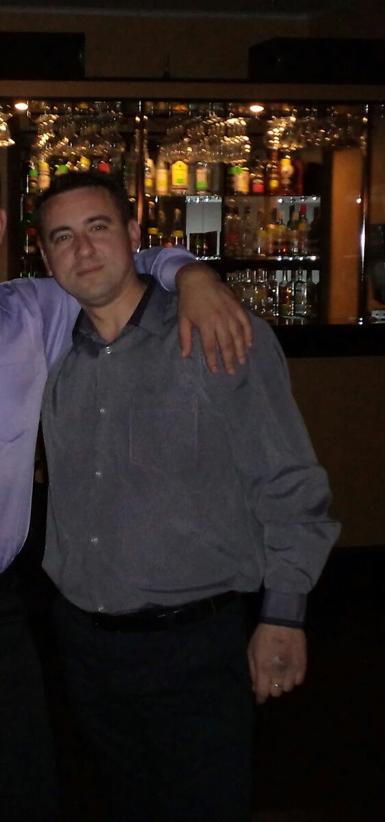  4125398  Erik, 45 ,    
