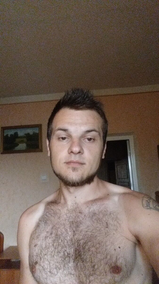  18093078   , 32 ,    