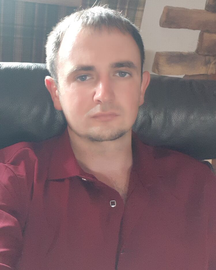  -,   Pavel, 30 ,   ,   , c , 