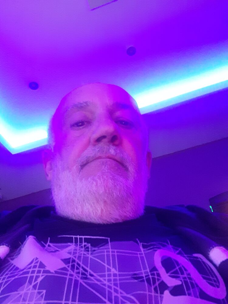  ,   Rade, 61 ,   ,   