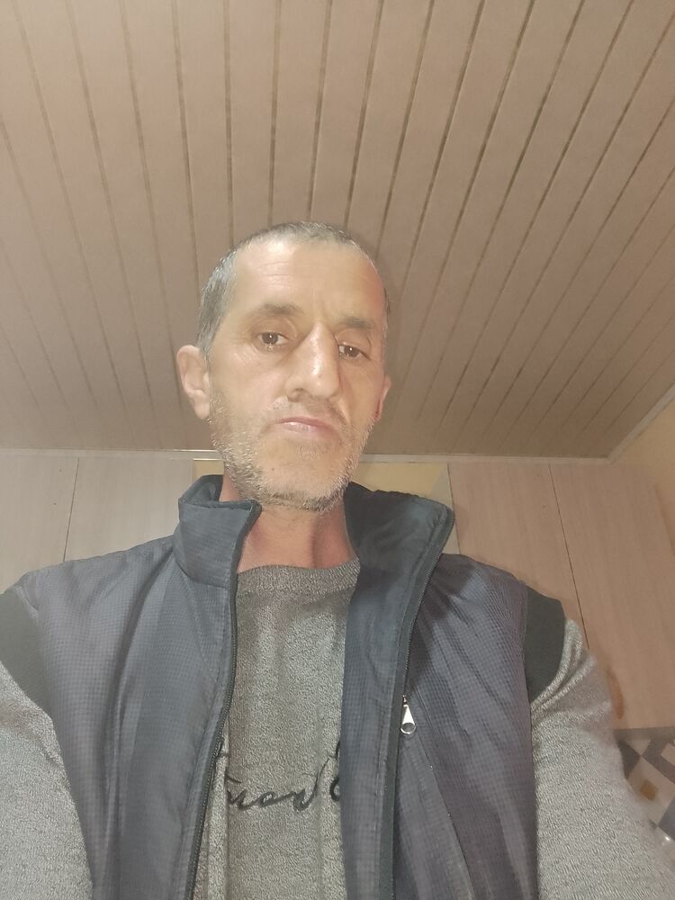  33955938  , 52 ,    