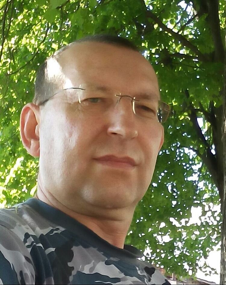  42226018  , 52 ,    