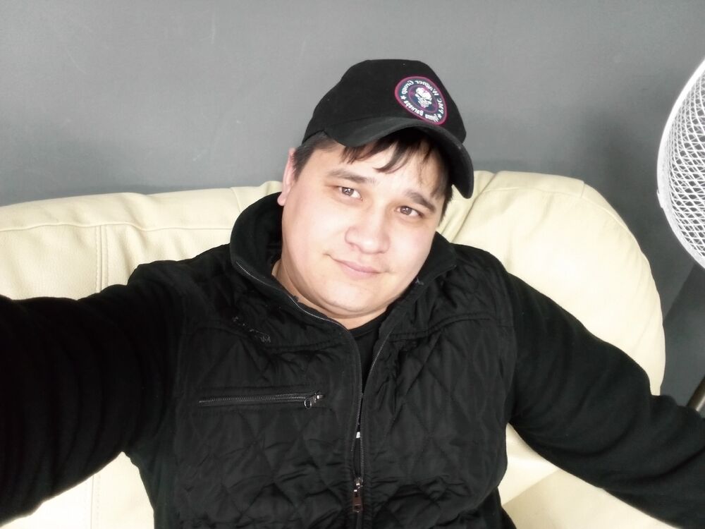  53191518  Ruslan, 35 ,    
