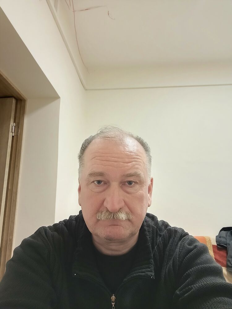  42402738  , 53 ,     