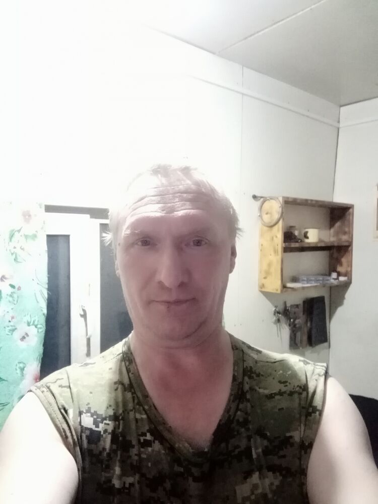  42239978  , 49 ,    