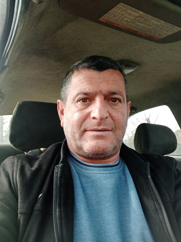  42093268  , 47 ,    